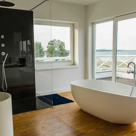 Strandhaus_scharbeutz * شاربوتس